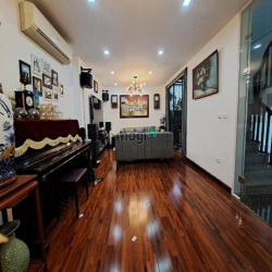 Hiếm: Phùng Chí Kiên - phân lô - ô tô - 7 tầng TM - 80m - 16 tỷ