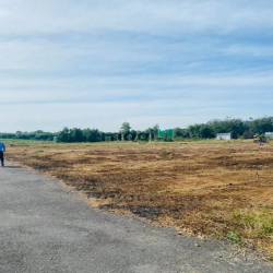 2220m2 ngang 25m, 2 mặt tiền, đường nhựa tới đất ,cách Quốc Lộ 51 3km