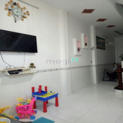 Chạy thận bán gấp nhà 1T1L 51m2 Vườn Chuối Q3 910tr ngay chợ