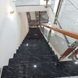 Chủ nhà kẹt tiền bán gấp bán nhà giá tốt mặt tiền Trần Não Quận 2.