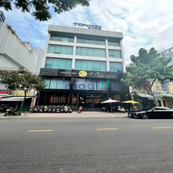 Cho thuê NHÀ MỚI 5 TẦNG mặt tiền Yersin,Q1. DT 16x19m đầy đủ PCCC