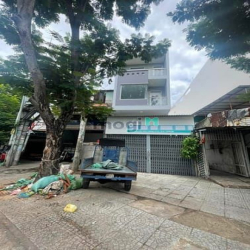 Bán nhà MT  Nguyễn Văn Luông, P.11, Q.6, nhà 3.5 tấm, 5 x 20m,