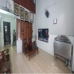 Nhà bán ngay TT Tân Phú đường Nguyễn Sơn - Tân Phú chủ giảm thêm 200tr