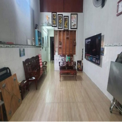 Nhà bán ngay TT Tân Phú đường Nguyễn Sơn - Tân Phú chủ giảm thêm 200tr