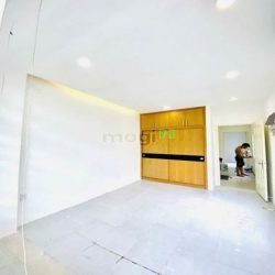 NHÀ VỊ TRÍ SIÊU VÍP - Nguyễn Văn Lượng