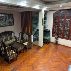 Cho thuê nhà trong ngõ Trần Duy Hưng, TRung Hòa, Cầu Giấy, Hà Nội