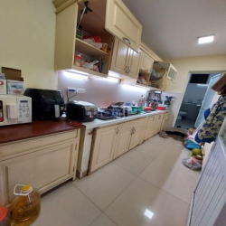 Chính chủ bán gấp căn hộ tập thể Láng Hạ 90m2 - Sổ đỏ chính chủ