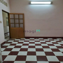 Cho thuê nhà nguyên căn sân xe hơi Bửu Long