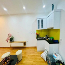 Giá Cực Tốt! Bán căn Tập thể Mặt phố Vũ Trọng Phụng - 50m x 2 Ngủ!