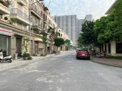 Cần tiền gấp chị gái bán nhanh căn Shophouse Hải Phát