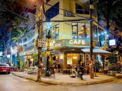 LÔ GÓC CẦU GIẤY mặt tiền 12m - Khu văn phòng buildings dân cư đông đúc