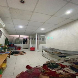 Bán Nhà Hoàng Văn Thụ DT 30m2 Xây 2 Tầng Cạnh Vincom, Lăng Cha Cả