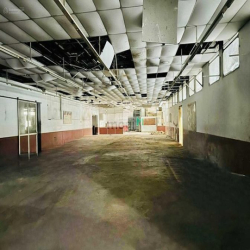 Cho thuê nhà 33 Lê Thánh Tôn, Bến Nghé Quận 1 (1500m2 - Trệt + lầu)