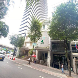Cho thuê nhà 5 Lê Thánh Tôn, P. Bến Nghé, Quận 1