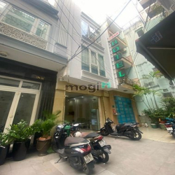 Cần bán gấp Hostel Quận 1 có doanh thu 80 triệu/tháng. Giá 23 tỷ