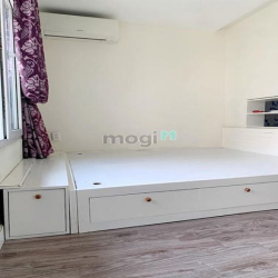 Bán nhà TT E4 Bách Khoa DTSD 50m2 1 ngủ 1 khách 2 thoáng giá 1,55 tỷ