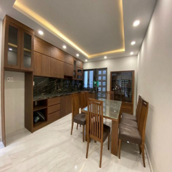 BÁN GẤP Nhà 5m x 20m đường 12m Bình Lợi, Trệt, 2 Lầu, ST, giá rẻ