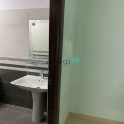 Nhà Mới Hẻm Xe Hơi?Phạm Văn Đồng P1?5X16M 4 Lầu.5PN.6WC.20 TRIỆU