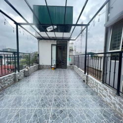 Bán nhà phố Minh Khai, LÔ GÓC, Ô TÔ TRÁNH, GARA, 68m2 x 6tầng, 17.5 tỷ