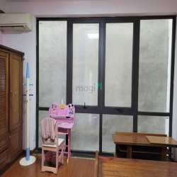 Cho thuê nhà liền kề đường Tố Hữu, full nội thất gia đình, Dt 90m2,