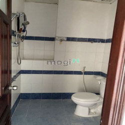 Cần cho thuê căn hộ Khánh Hội 1, Q.4: 106m2, 3PN, 2 Tollet, nhà trống