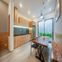 Chốt nhanh nhà ngộp nhà 1T 2L -Phan Phú Tiên, P10, Q5, DT 80m2, SHR
