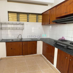 Cần cho thuê căn hộ Khánh Hội 1, Q.4: 106m2, 3PN, 2 Tollet, nhà trống