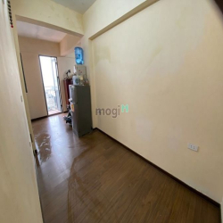 Chính chủ cần bán căn hộ tập thể biệt lập cách Hồ Gươm 15 phút đi bộ