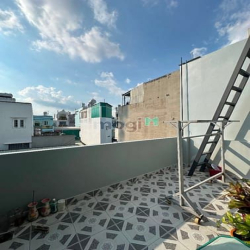 Nhà chính chủ 3 Tầng, HXH, 44m2 nở hậu, Sổ 2024, Giá 4,85 tỷ.