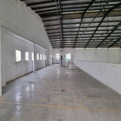 Cho thuê kho xưởng 1.680m2 tại đường Huỳnh Bá Chánh, H. Bình Chánh.