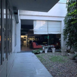 Cho thuê  nguyên căn MT Mai Thị Lựu, Q1, 9,5x27m, 2 tầng, 100tr
