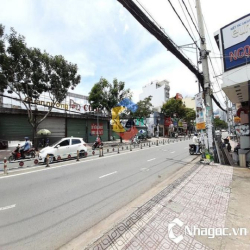 Cho thuê nhà số 449 đường Nguyễn Thị Thập, P.Tân Phong, Q.7, HCM