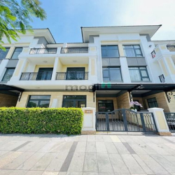 Verosa Park Khang Điề - Full NT Châu Âu - New Chưa Ở - 3 Lầu -4PN 4WC