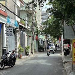 CHDV 3 lầu HXH Phạm Văn Chiêu 81m2 11PN TN 40 triệu gần Emart 7.9 tỷ.