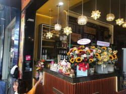Sang Quán Cafe đang hoạt động đông khách 403 Phạm Văn Đồng, Bình Thạnh