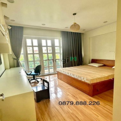 Cho thuê nhà 5 tầng-56m2 Sài Đồng để kinh doanh và ở có vỉa hè ô tô
