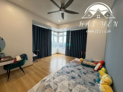 Hải Yến SAIGON PEAR - bán căn hộ 4PN, view sông, NT đẹp giá 12,5 tỷ.