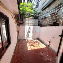 Bán Nhà Tập Thể Tầng 1, Phố Tân Mai, 76m x 2 ngủ, 1.8 tỷ, sổ riêng