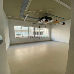 Nguyên căn shophouse Saritown quận 2 dt:114m2