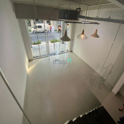 Nguyên căn shophouse Saritown quận 2 dt:114m2