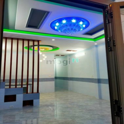 Bán Nhà Mới Xây Kiên Cố, Gần Trường tiểu học Tân Phong B