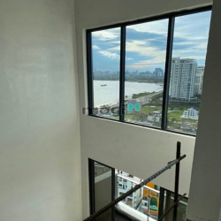 Bán Penthouse One Verandah Quận 2, DT 153m2 giá chỉ 13.5 tỷ alo em Nhi