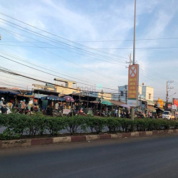 Sang gấp 16x66=1010m2 đất sổ riêng, ngay chợ, trường học dân cư đông