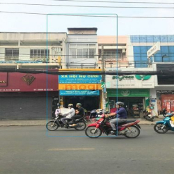 Cho thuê Mặt tiền 4x26m 3 lầu Cách Mạng Tháng Tám, Phường 13, Quận 10