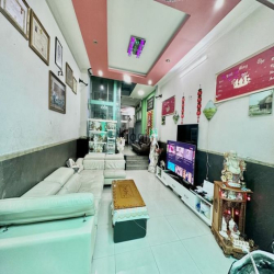 Vườn Lài, Tân Phú,4 Tầng,72m2 , Có Thang máy, đối Diện Công Viên