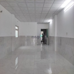 Mặt Bằng ngay CMT8 CV Lê Thị riêng 120m2