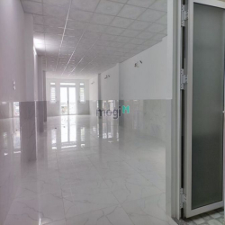 Mặt Bằng ngay CMT8 CV Lê Thị riêng 120m2