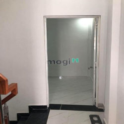 Kẹt nợ ngân hàng bán gấp nhà Đ.Nơ Trang Long, Q. Bình Thạnh, 56m2, 985