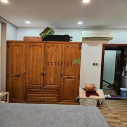 Bán nhanh Nhà Trệt, 2 Lầu, ST ngay cổng ĐH Văn Lang, Đặng Thùy Trâm