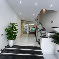 Độc Nhất! Nhà phố Khâm Thiên, quy hoạch ổn định, ô tô tránh. DT 85m2